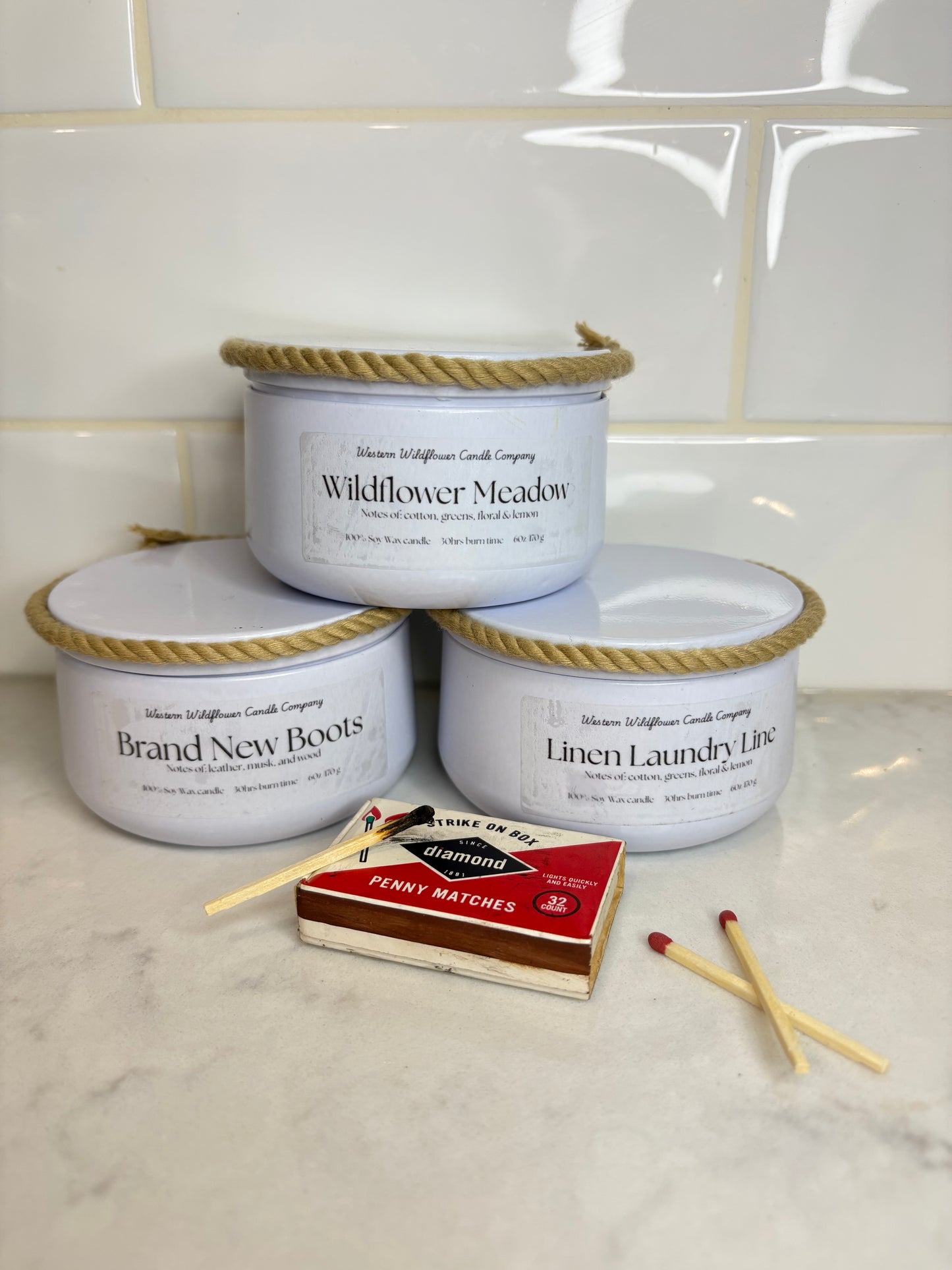 Linen Laundry Line Candle